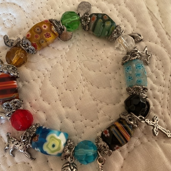 Italian Millefiori Glass beads/ silver tone metal charms stretch bracelet - Picture 6 of 6
